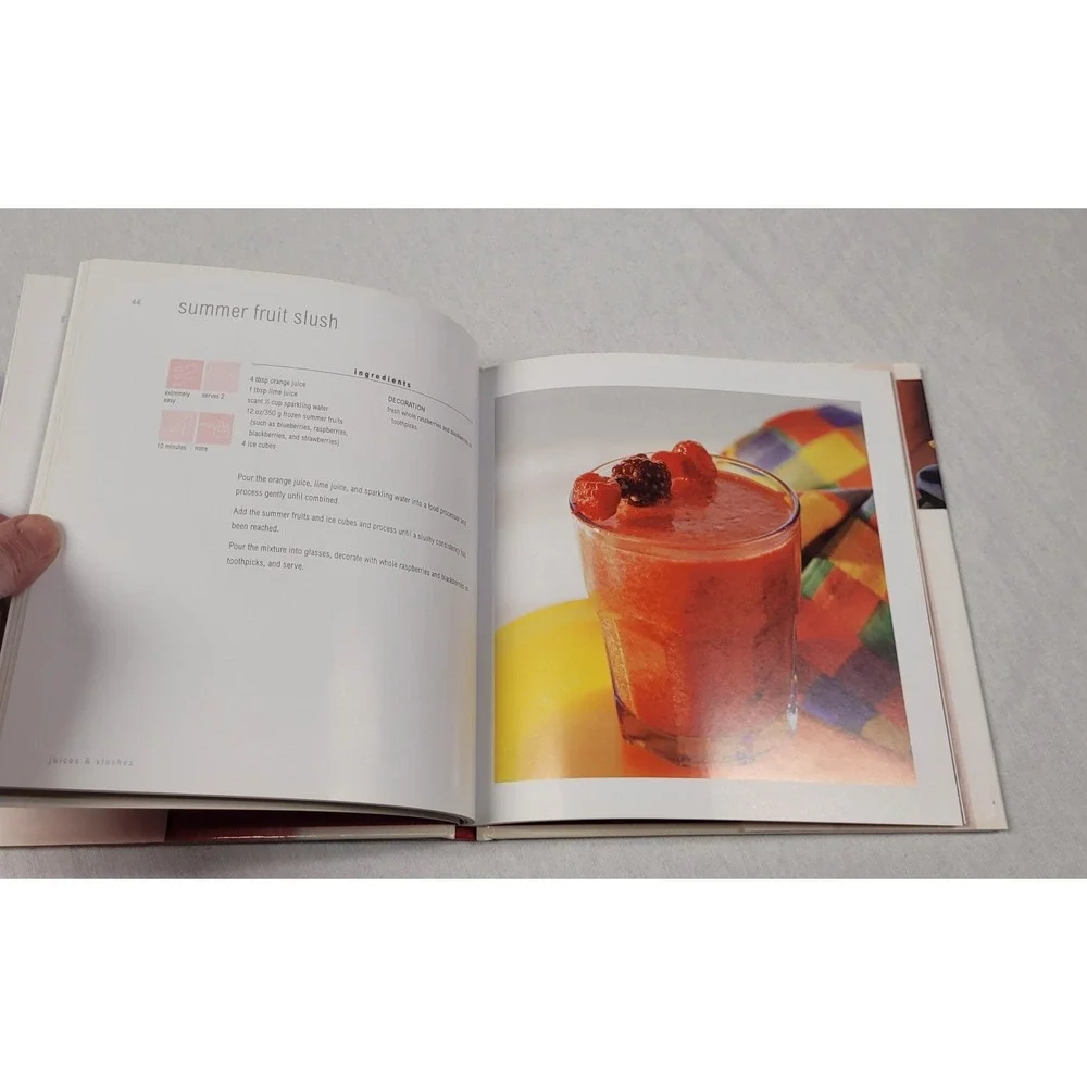 Essentials Smoothies & Juices (Hardcover 2004)